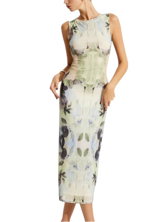 Commense Dresses & Skirts - Gorgeous dress by Commense NWT